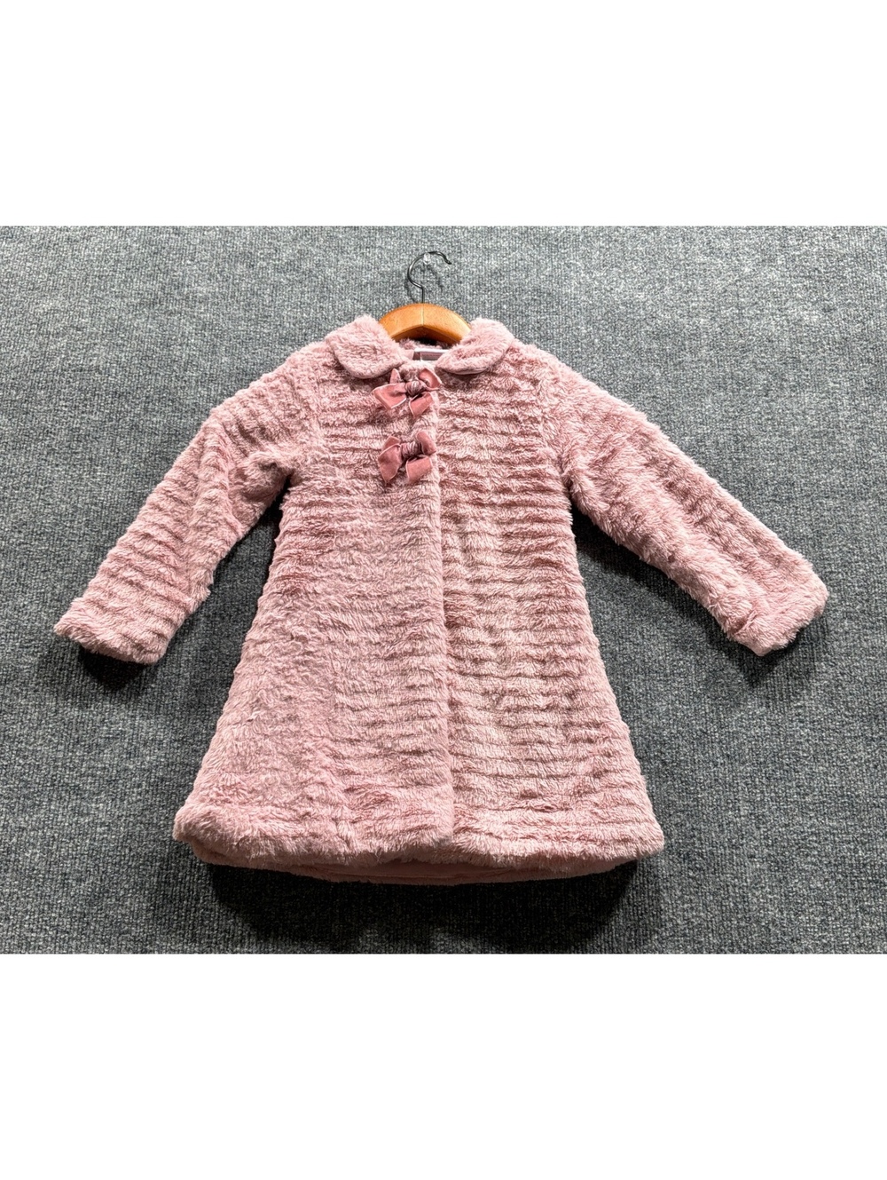 Little Lass Girls 4T Pink Faux Fur Coat with Velvet Bow Closures